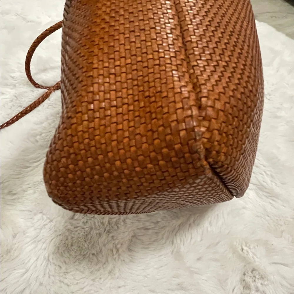 FALOR Brown Woven Leather Shoulder Bag - Picture 11 of 16